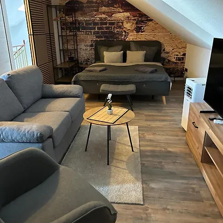 Ferienwohnung Zeitz - Apartment Weisse Elster Апартаменты Цайц